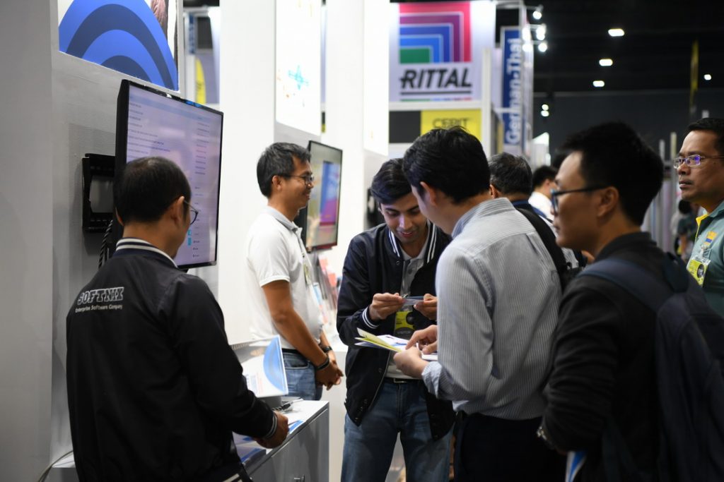 CEBIT 2018 Booth Audience Interaction